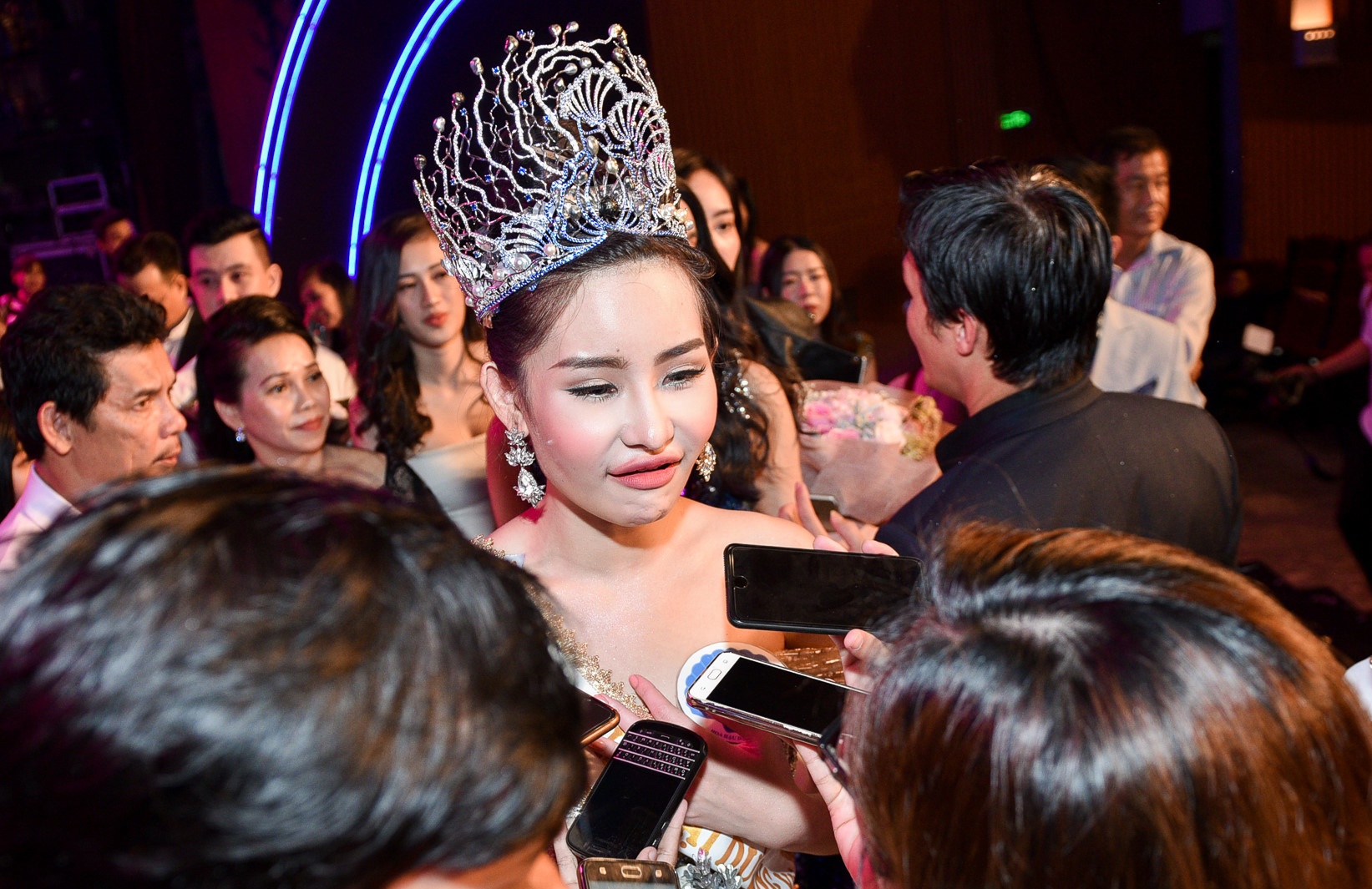 hoa hậu đại dương 2017 ngân anh sửa mũi ảnh 2 hoa hau dai duong 2017 ngan anh sua mui anh 2