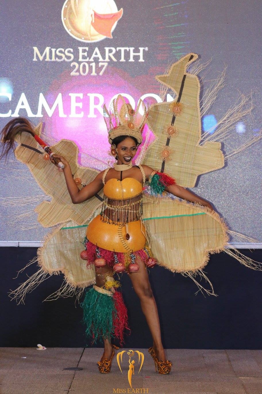 ha thu hoa hau trai dat 2017 anh 6