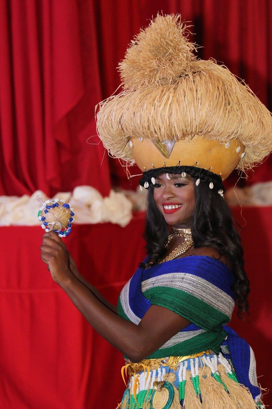 ha thu hoa hau trai dat 2017 anh 9