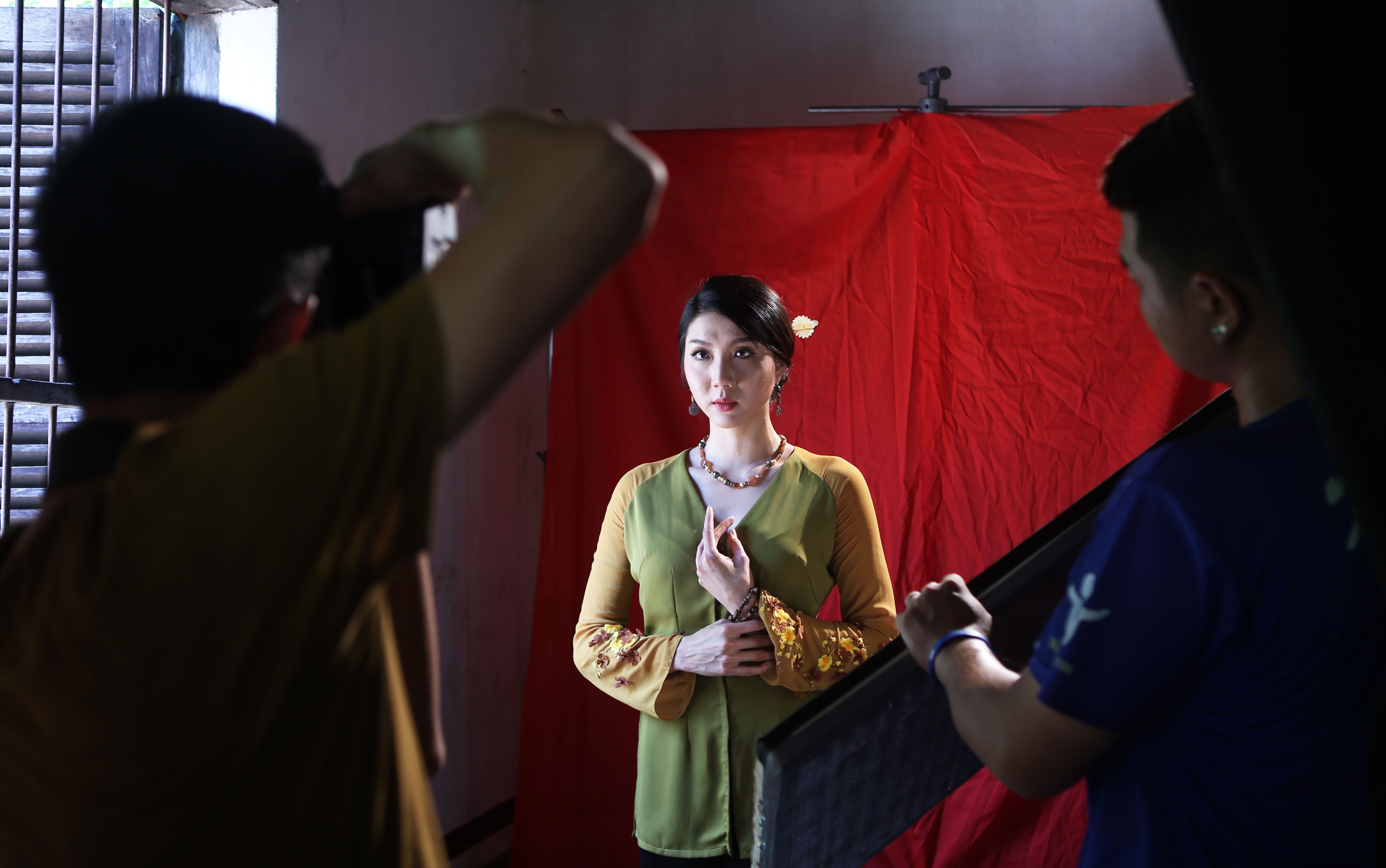 hau truong phim Me chong anh 11