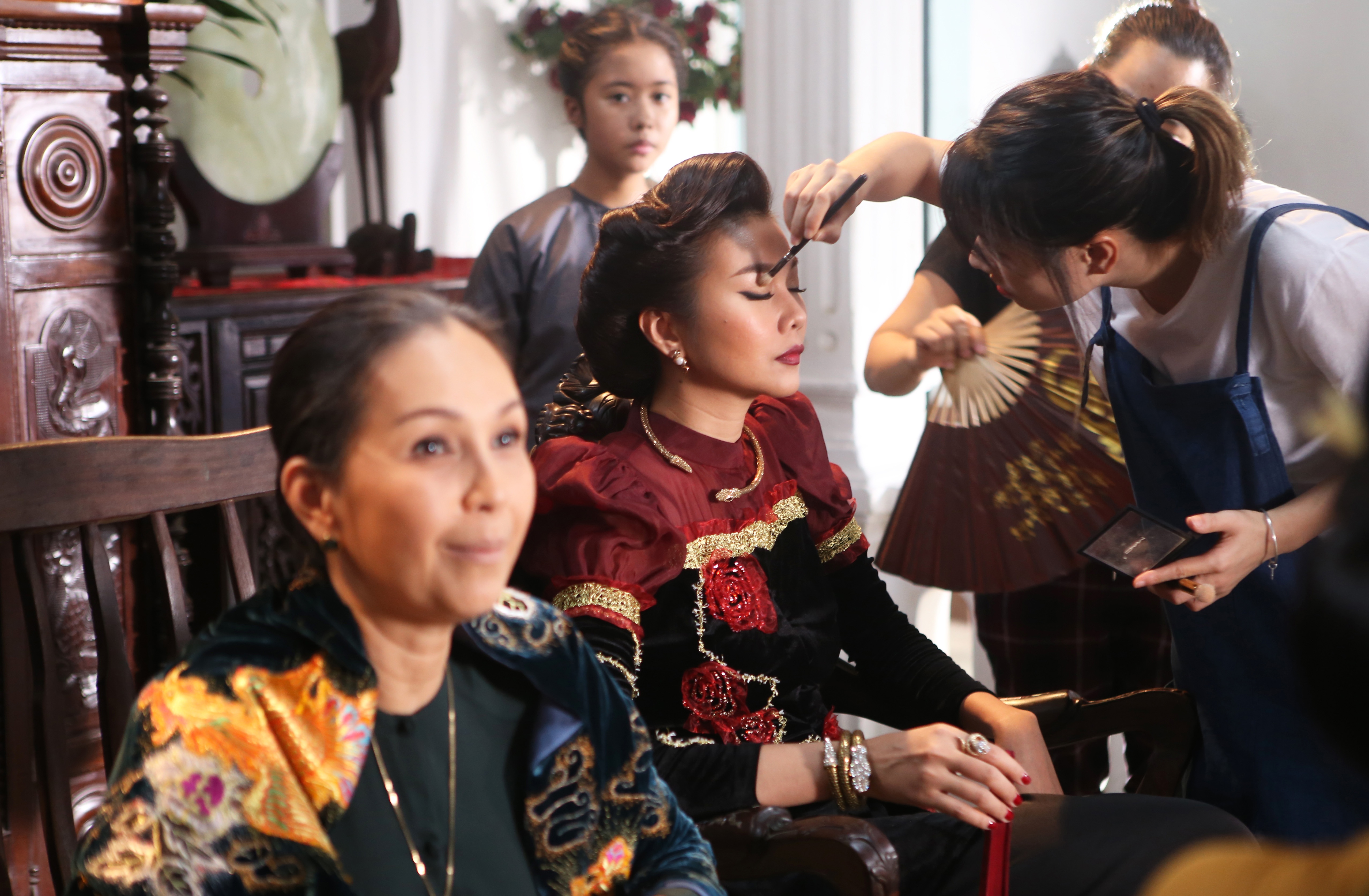 hau truong phim Me chong anh 5