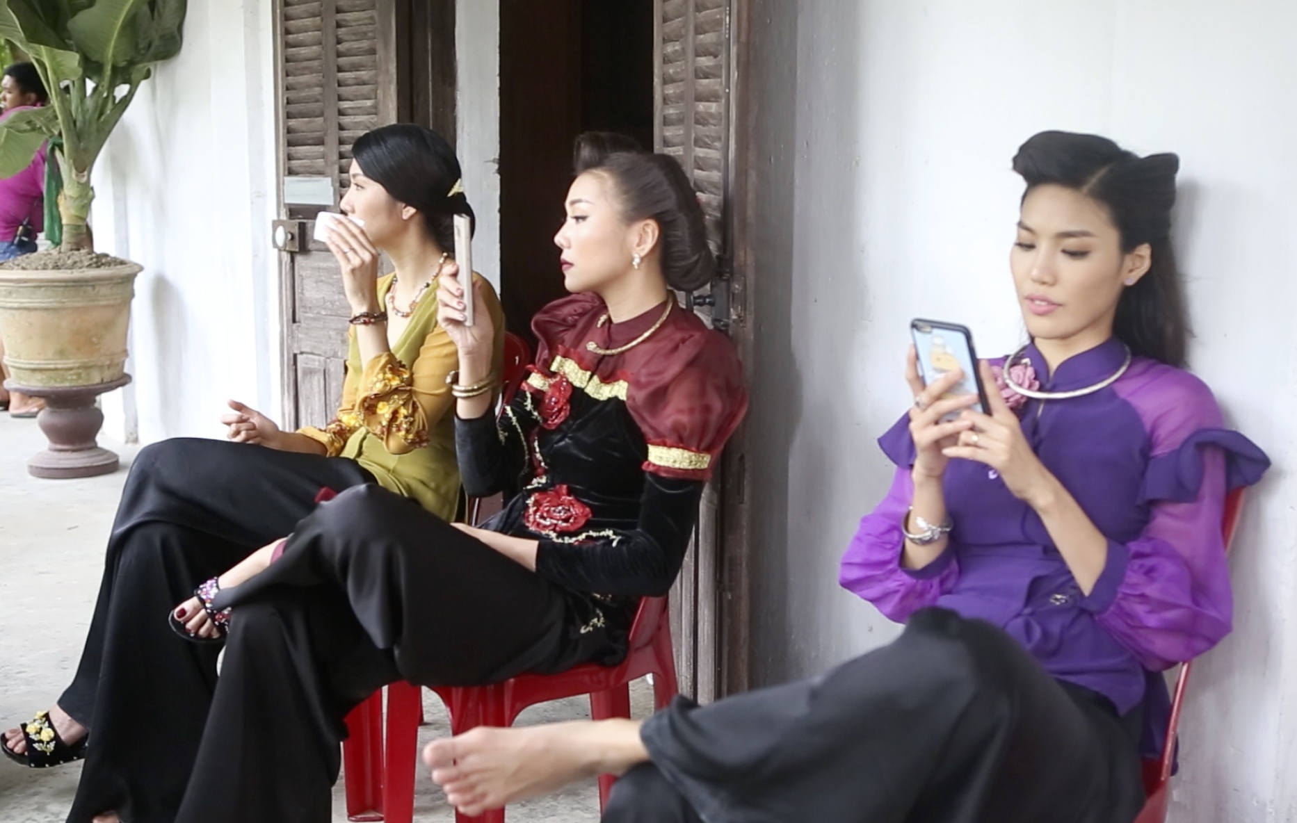 hau truong phim Me chong anh 13