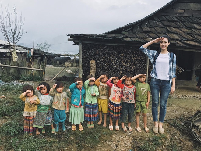 Mỹ Linh top 5 hoa hậu nhân ái ảnh 1 My Linh top 5 hoa hau nhan ai anh 1