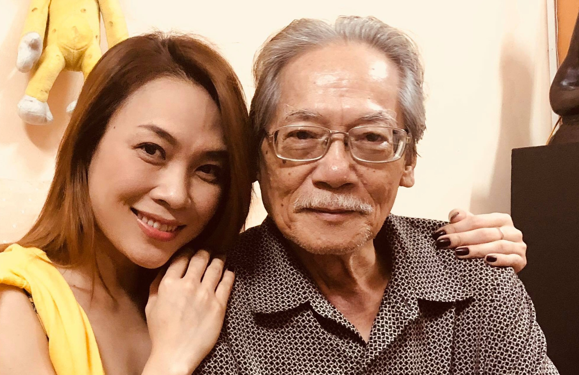 My Tam, Hoa hau Ky Duyen chuc mung thay co ngay 20/11 hinh anh