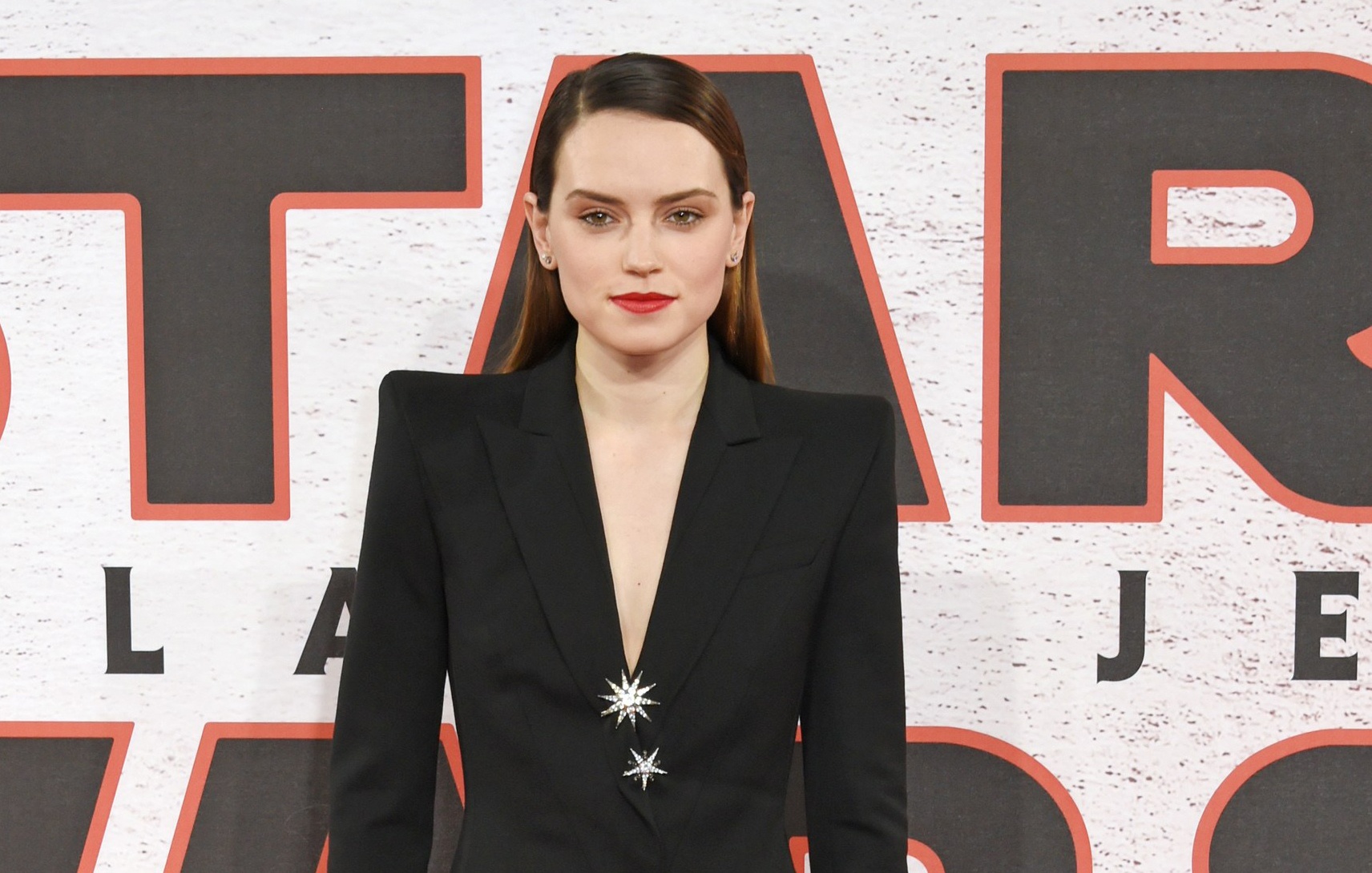 Phong cach thoi trang tham do ca tinh cua sao nu 'Star Wars' hinh anh