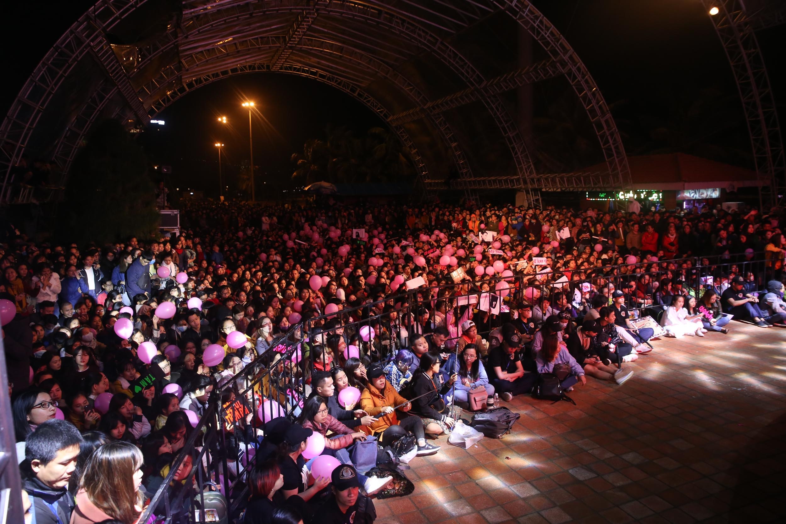 My Tam dem nhac Tam 9 anh 2