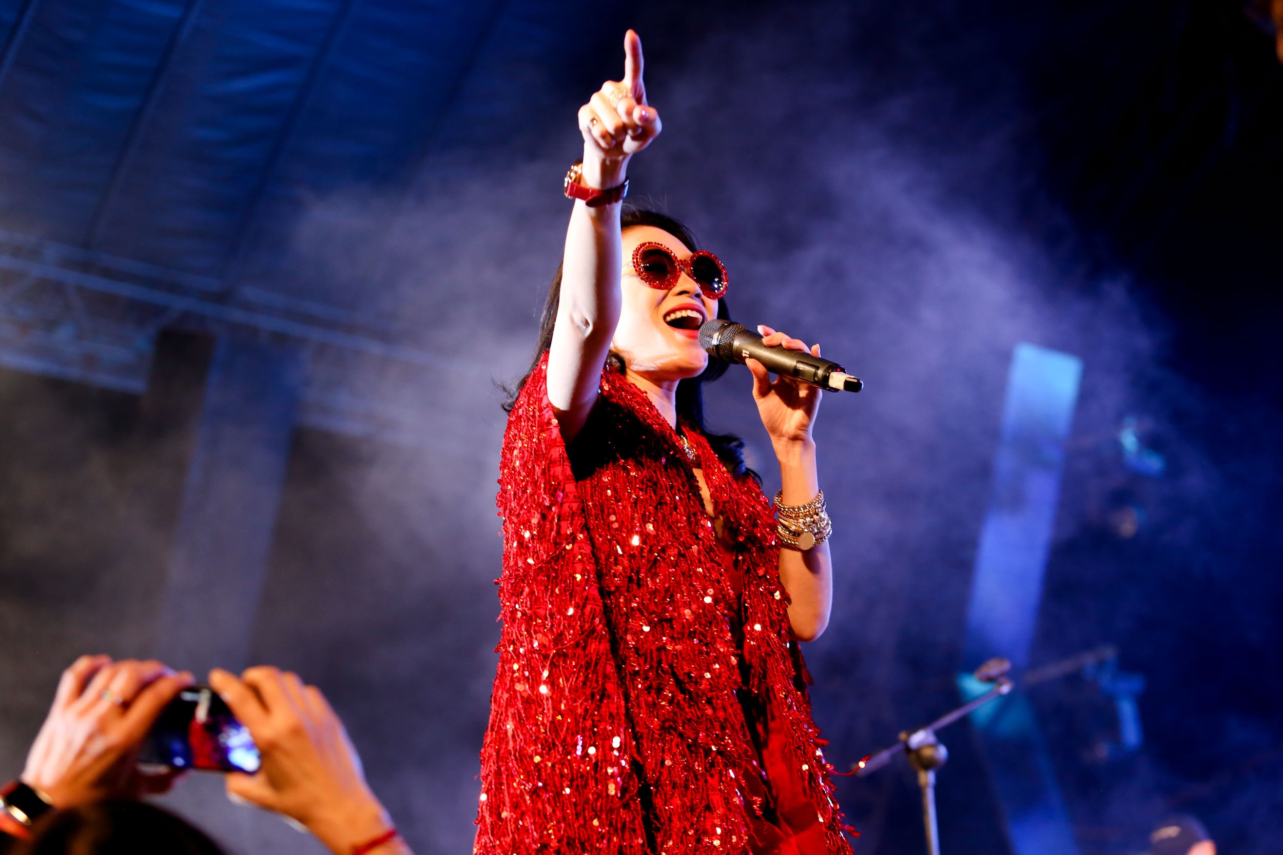 My Tam cuong nhiet cung hang nghin khan gia Da Nang bat chap mua lanh hinh anh