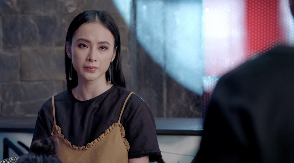 Teaser 'Glee' 20:  Huu Vi va Angela Phuong Trinh nhin nhau khoc nuc no hinh anh