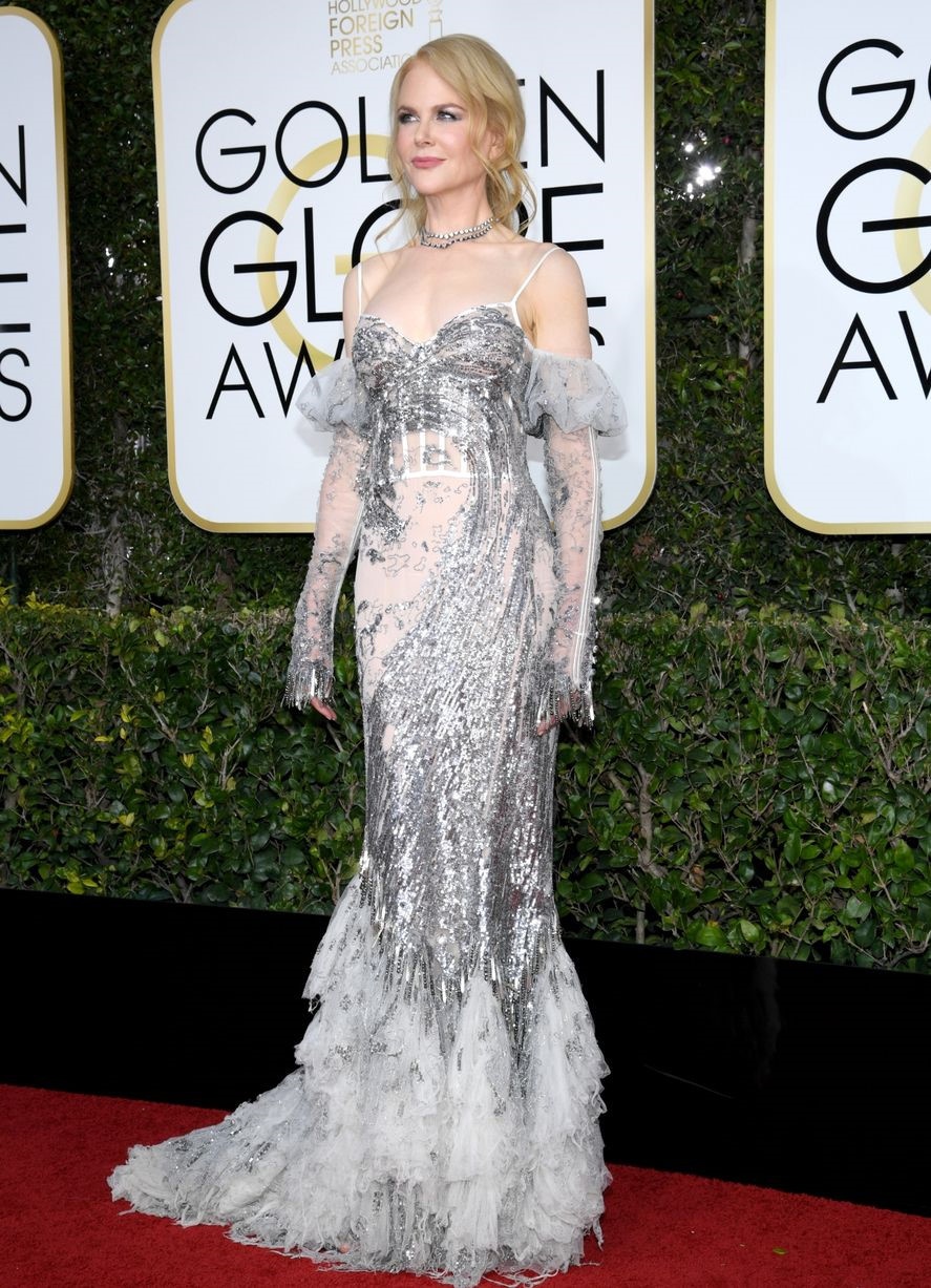 bo trang phuc xau nhat tham do Qua cau vang anh 16