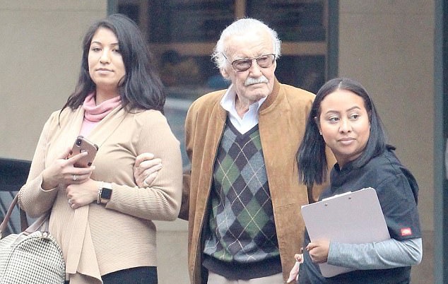 Ong trum truyen tranh Marvel bi to cao lam dung tinh duc nu y ta hinh anh