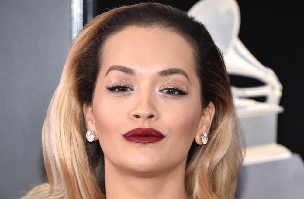 10 ngoi sao trang diem dep nhat o le trao giai Grammy 2018 hinh anh