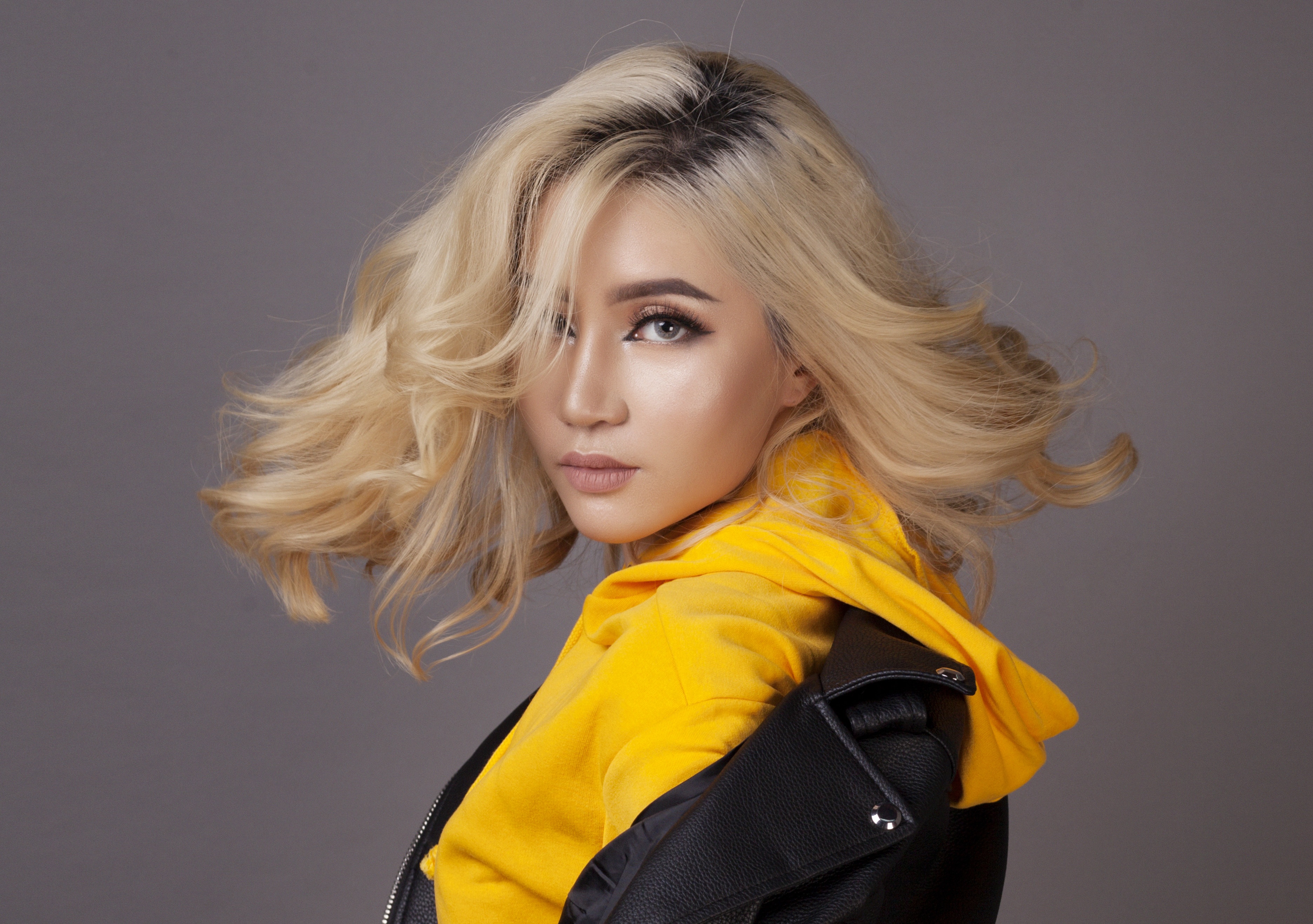 Orange: 'Anh Chau Dang Khoa day toi phai biet truoc sau o showbiz' hinh anh