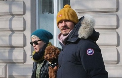 Katy Perry va Orlando Bloom lo anh tai hop o chau Au hinh anh