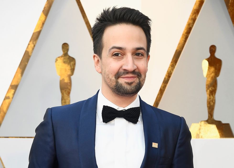 Sao Hollywood deo huy hieu cam, chong bao luc sung dan o tham do Oscar hinh anh