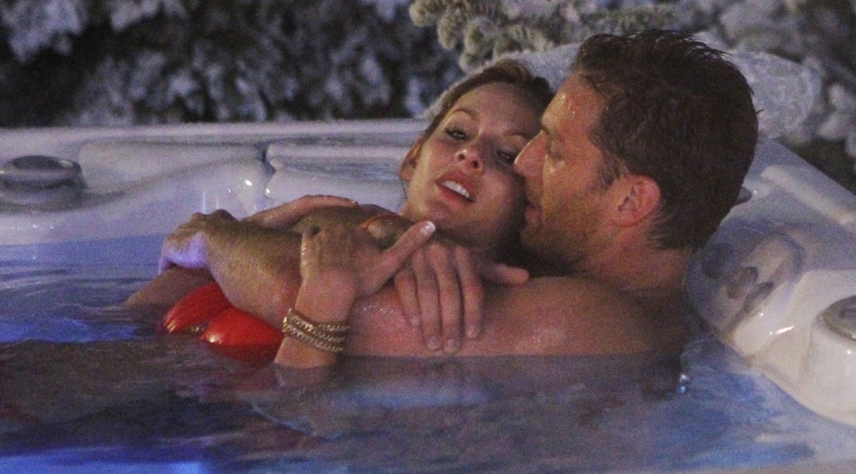 Show hen ho cua My sap ve Viet Nam tran ngap canh dung tuc hinh anh