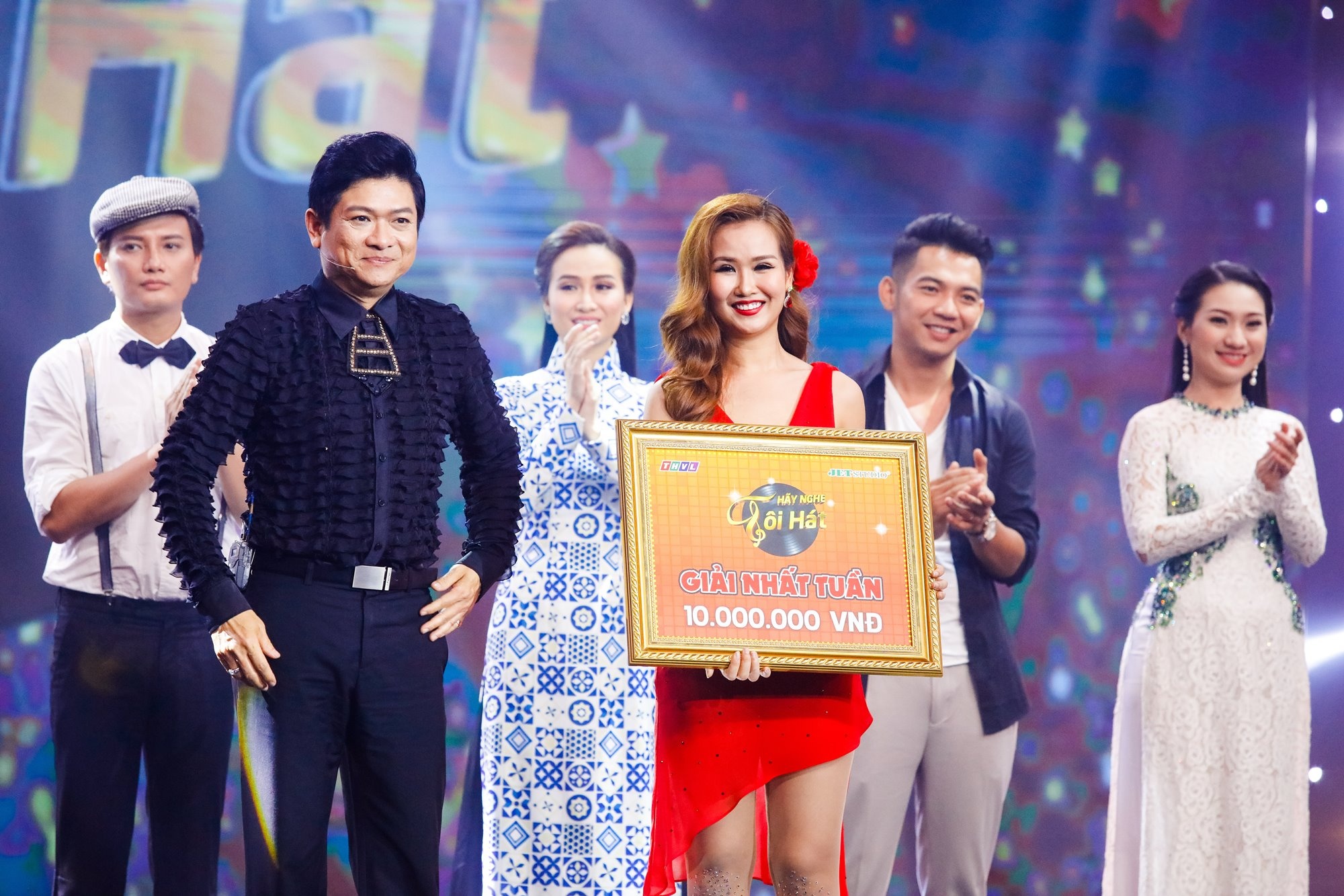 Võ Hạ Trâm hát bolero  ảnh 2 Vo Ha Tram hat bolero anh 2