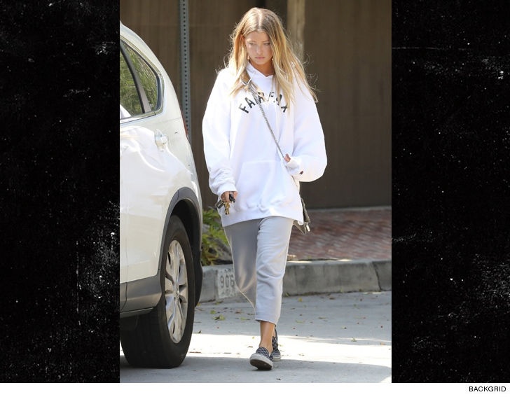 Justin Bieber hẹn hò bạn gái mới ảnh 1 Justin Bieber hen ho ban gai moi anh 1