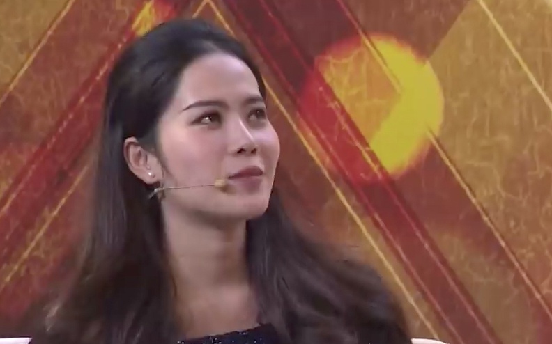 Hari Won noi voi Nam Em: 'Nguoi thu ba dang trach hon la dang thuong' hinh anh