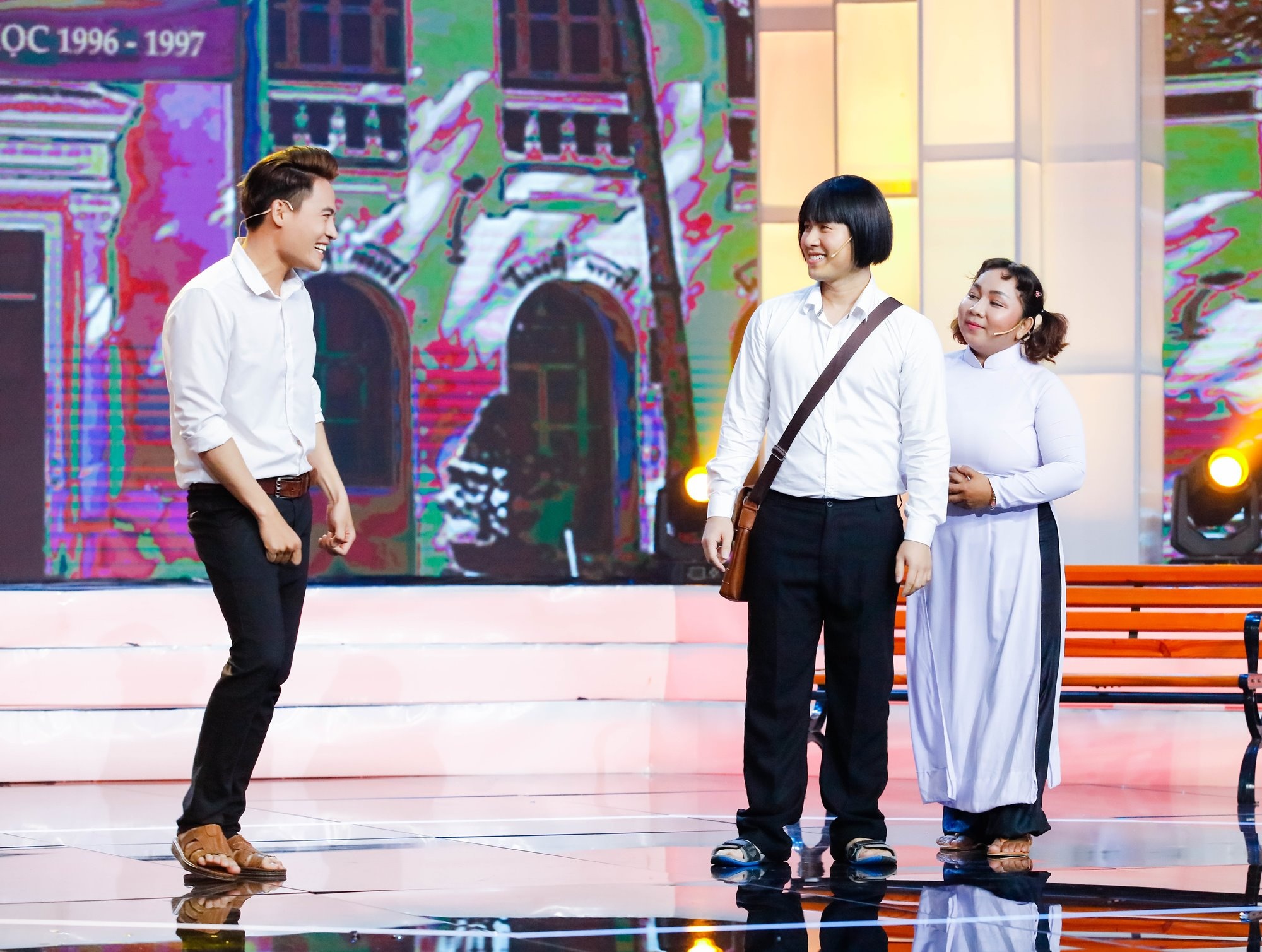 tập 3 cặp đôi hài hước ảnh 1 tap 3 cap doi hai huoc anh 1