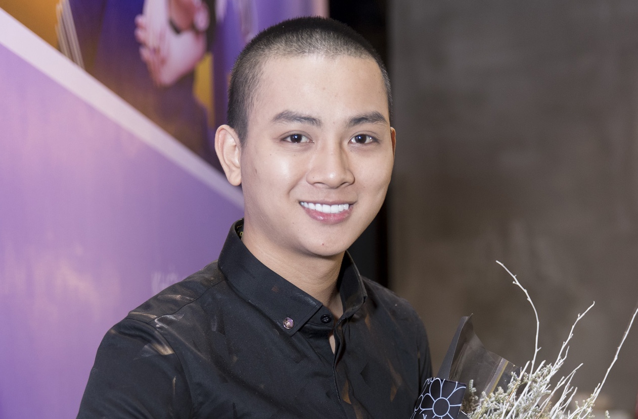 Hoai Lam toi tre 2 tieng trong buoi ra mat phim 'Yeu em bat chap' hinh anh