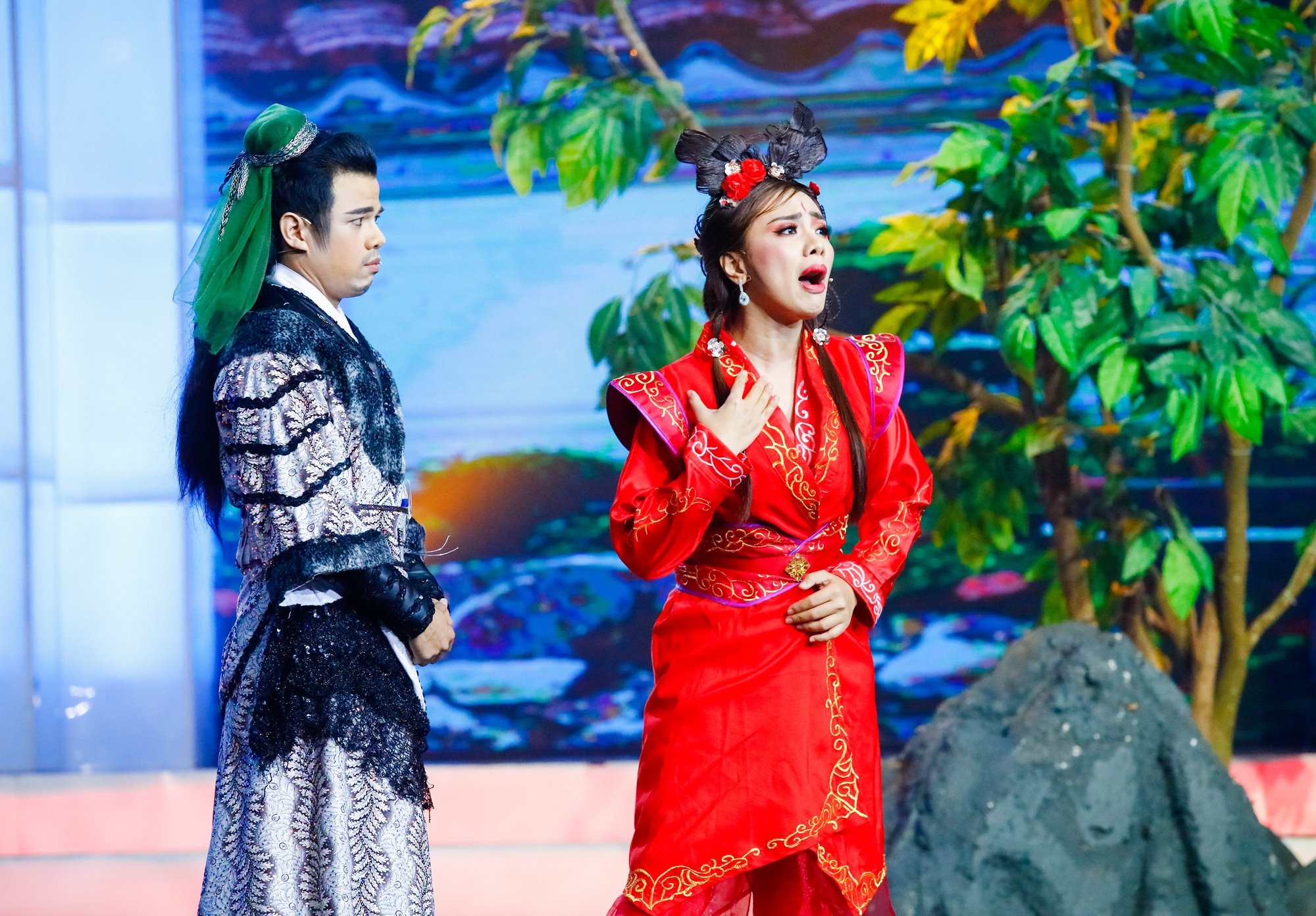 Akira Phan thi Cặp đôi hài hước  ảnh 3 Akira Phan thi Cap doi hai huoc anh 3
