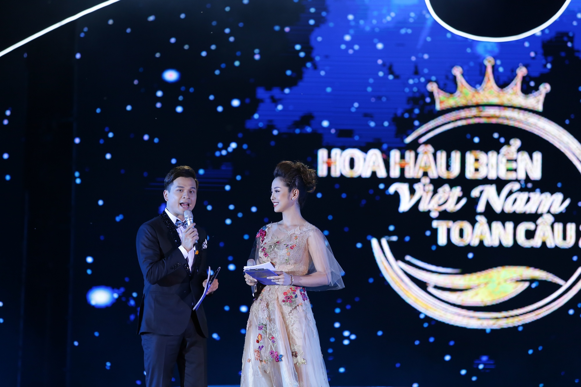 Ban ket hoa hau bien viet nam toan cau 2018 anh 1