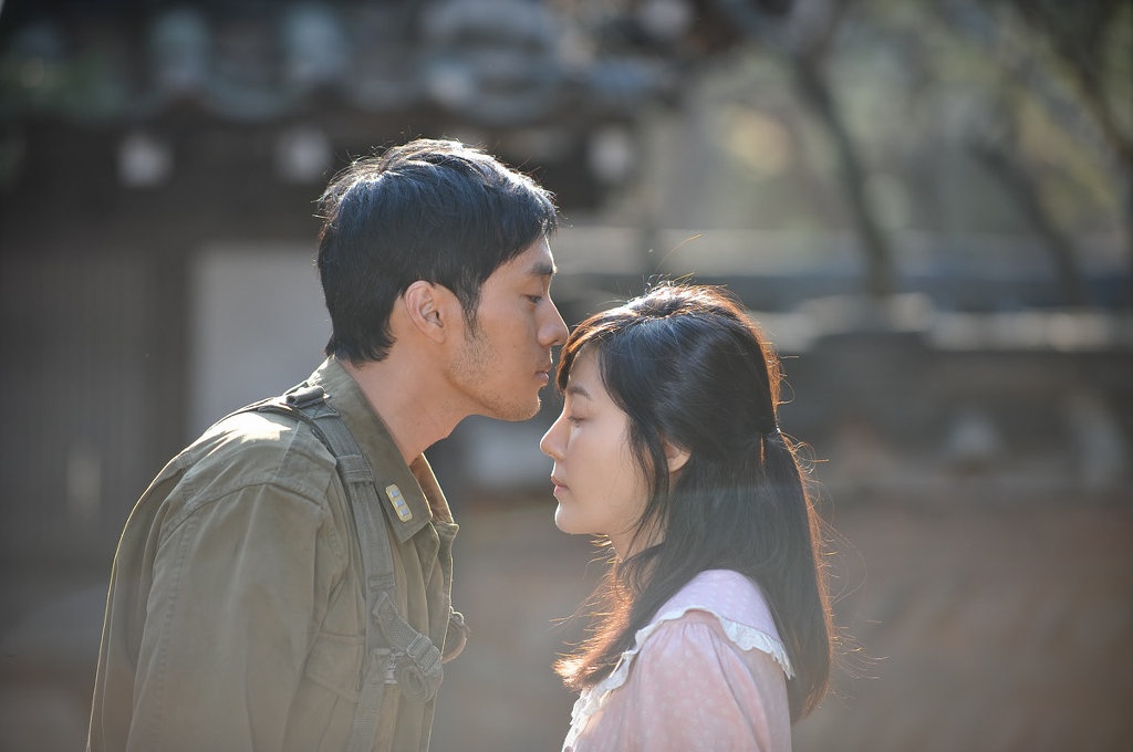 my nu dong chung voi So Ji Sub anh 12