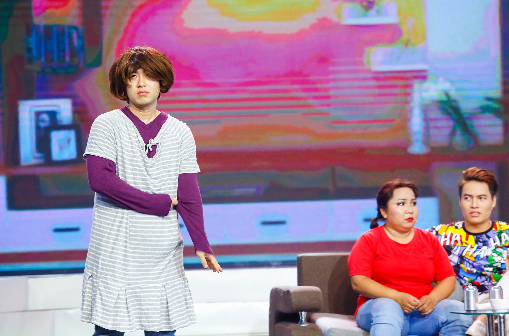 Trich doan tiet muc hai huoc cua Akira Phan va Tan Phat hinh anh