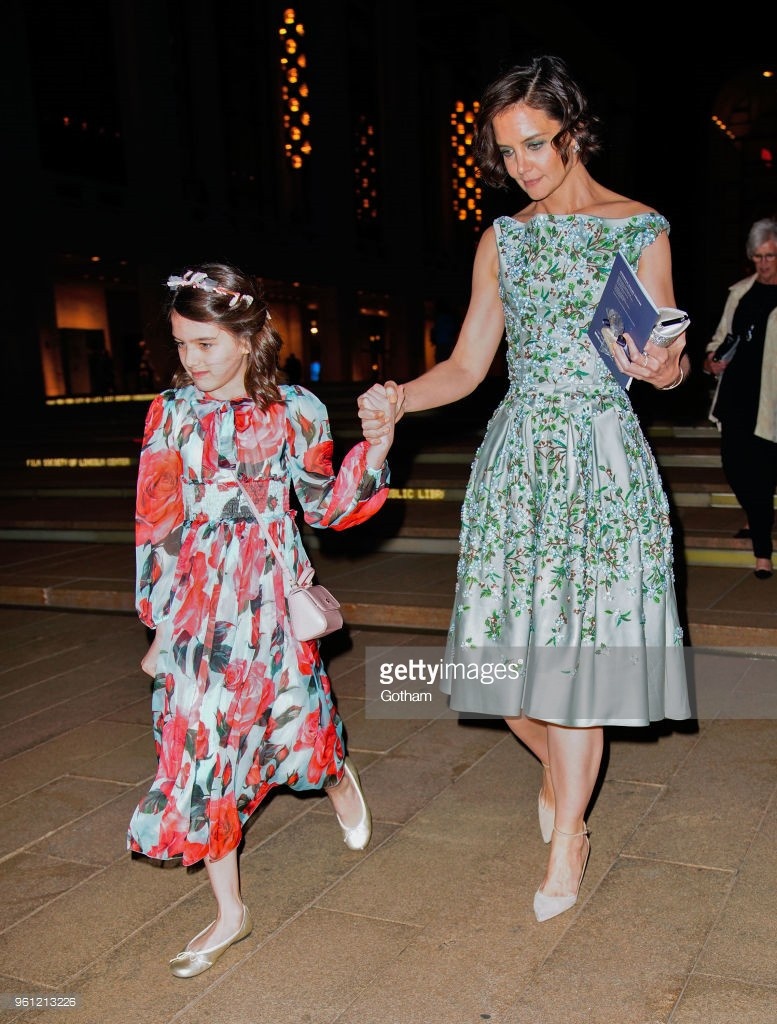 hinh anh Suri Cruise anh 4