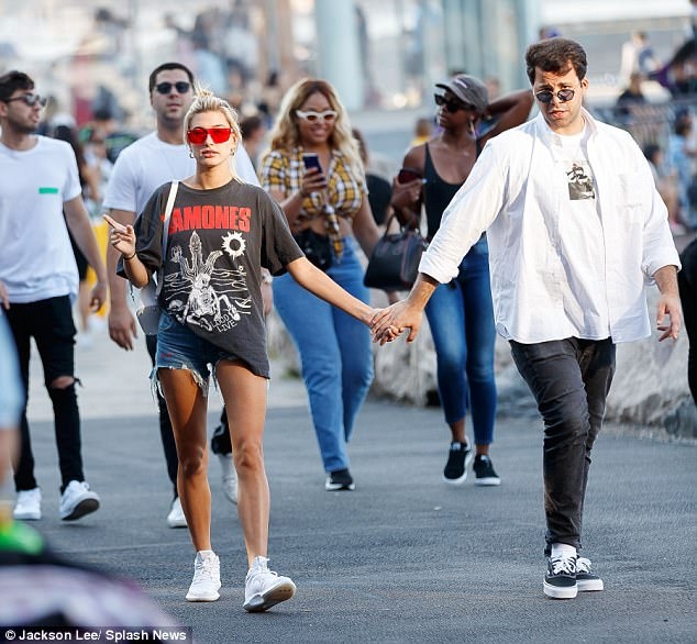 hinh anh Hailey Baldwin anh 13