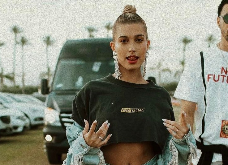 Street style 'chat lu' cua ban gai moi Justin Bieber hinh anh