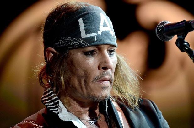 Johnny Depp trai long ve thoi gian den toi, suy sup den muc muon tu tu hinh anh