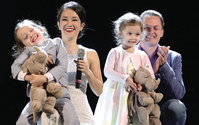 Hong Nhung ly hon chong anh 5