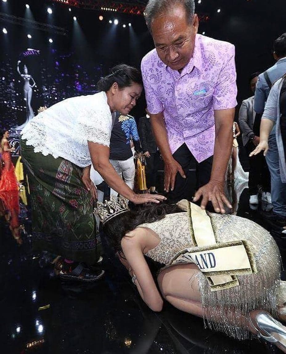 Hoa hau Hoa binh Thai Lan anh 2