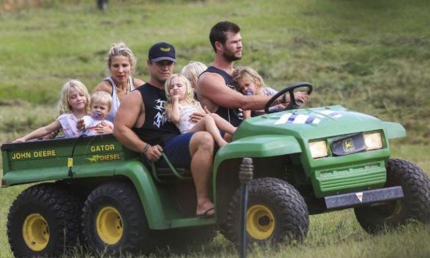 Chris Hemsworth nhảy Despacito  ảnh 2 Chris Hemsworth nhay Despacito anh 2