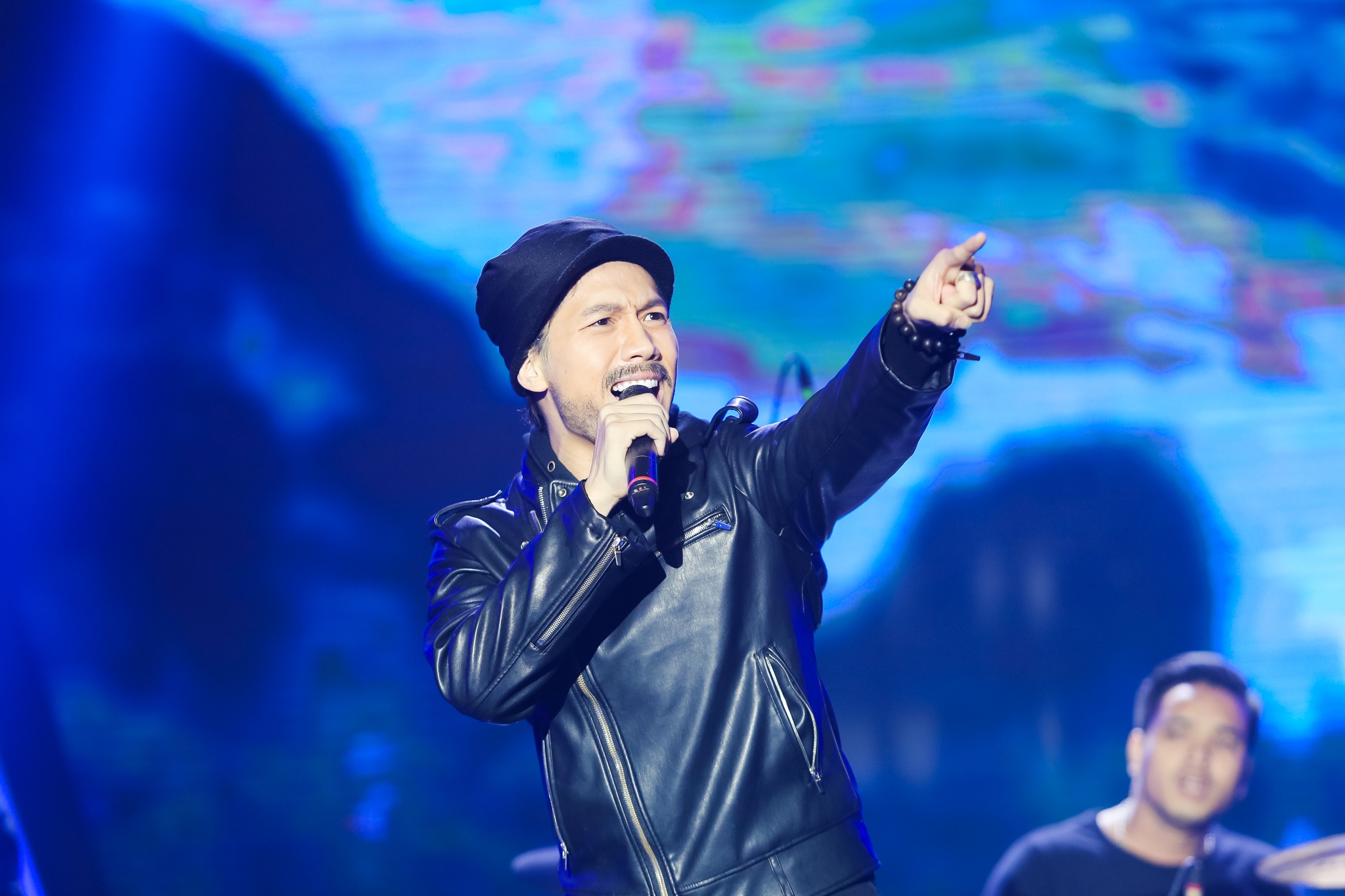 Gương mặt thân quen ảnh 1 Guong mat than quen anh 1