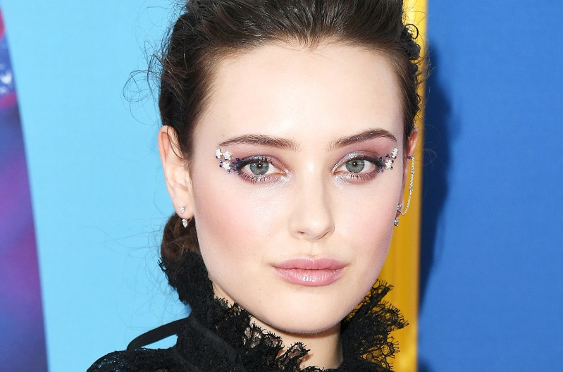 10 xu huong make up cac co gai nen hoc hoi o Teen Choice Awards 2018 hinh anh