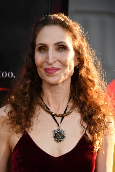 nữ diễn viên đóng Valak ảnh 4 nu dien vien dong Valak anh 4