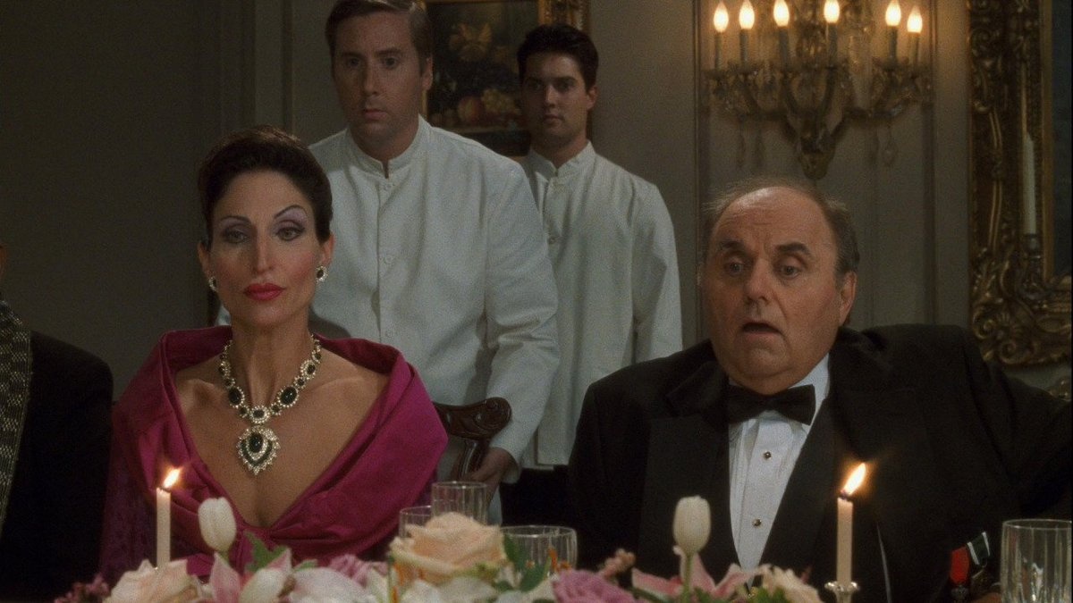 nữ diễn viên đóng Valak ảnh 6 nu dien vien dong Valak anh 6