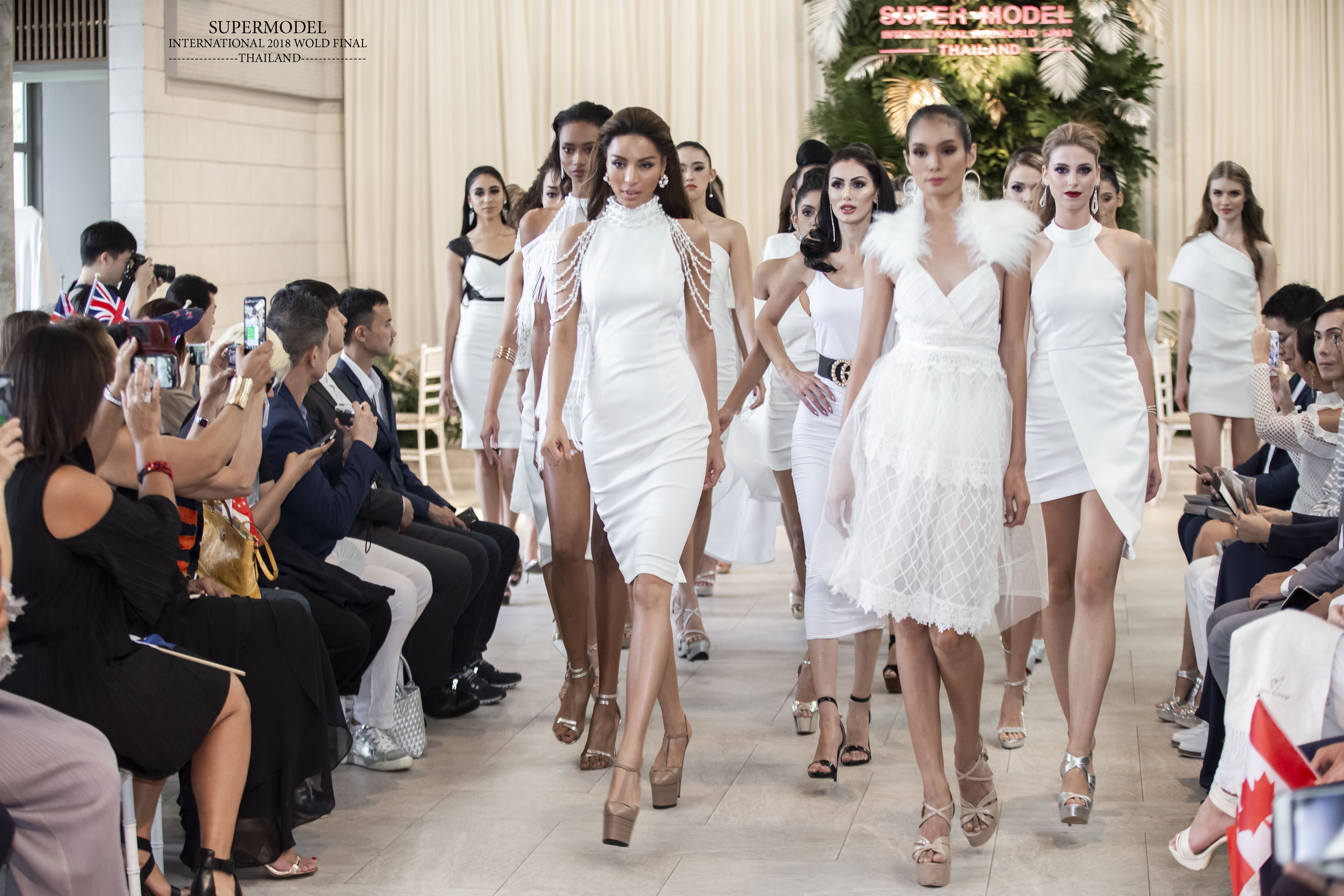 Kha Trang gianh quan quan Sieu mau quoc te anh 4