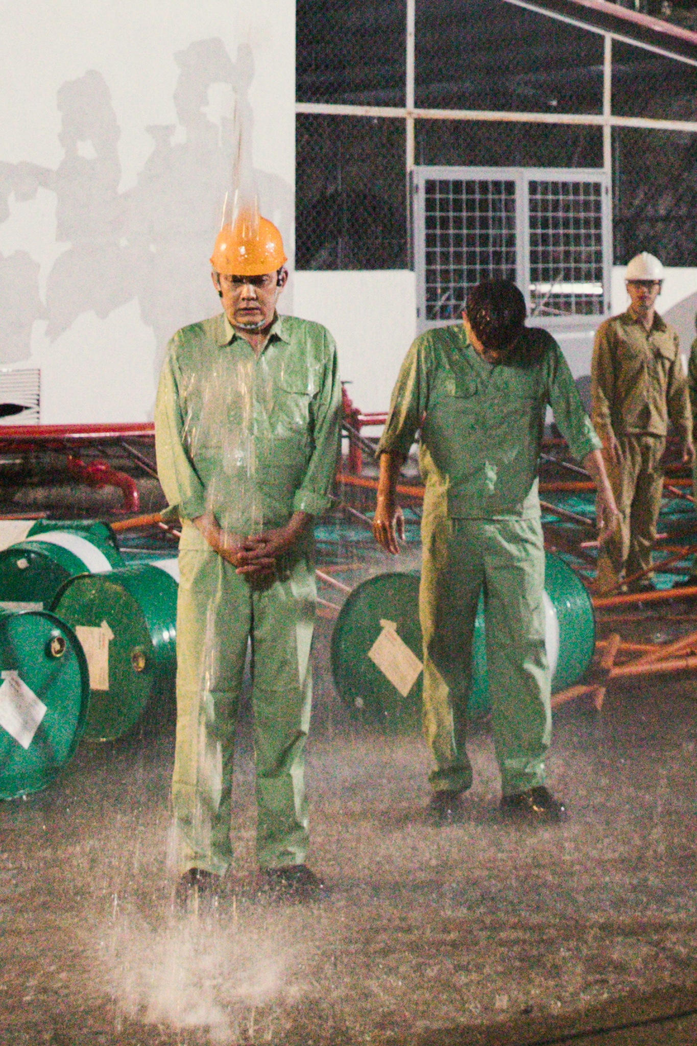 Hậu duệ mặt trời  ảnh 3 Hau due mat troi anh 3