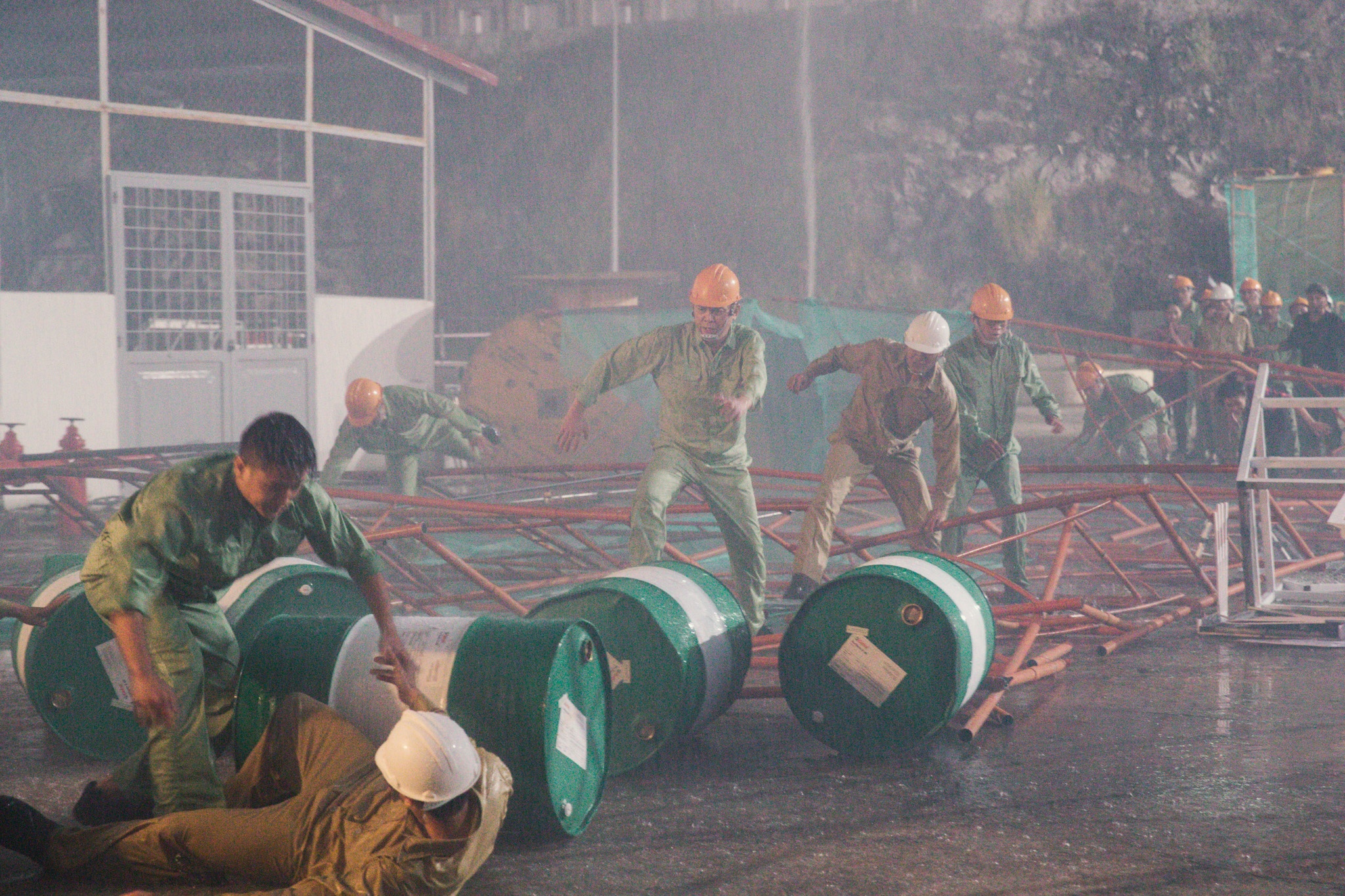 Hậu duệ mặt trời  ảnh 4 Hau due mat troi anh 4