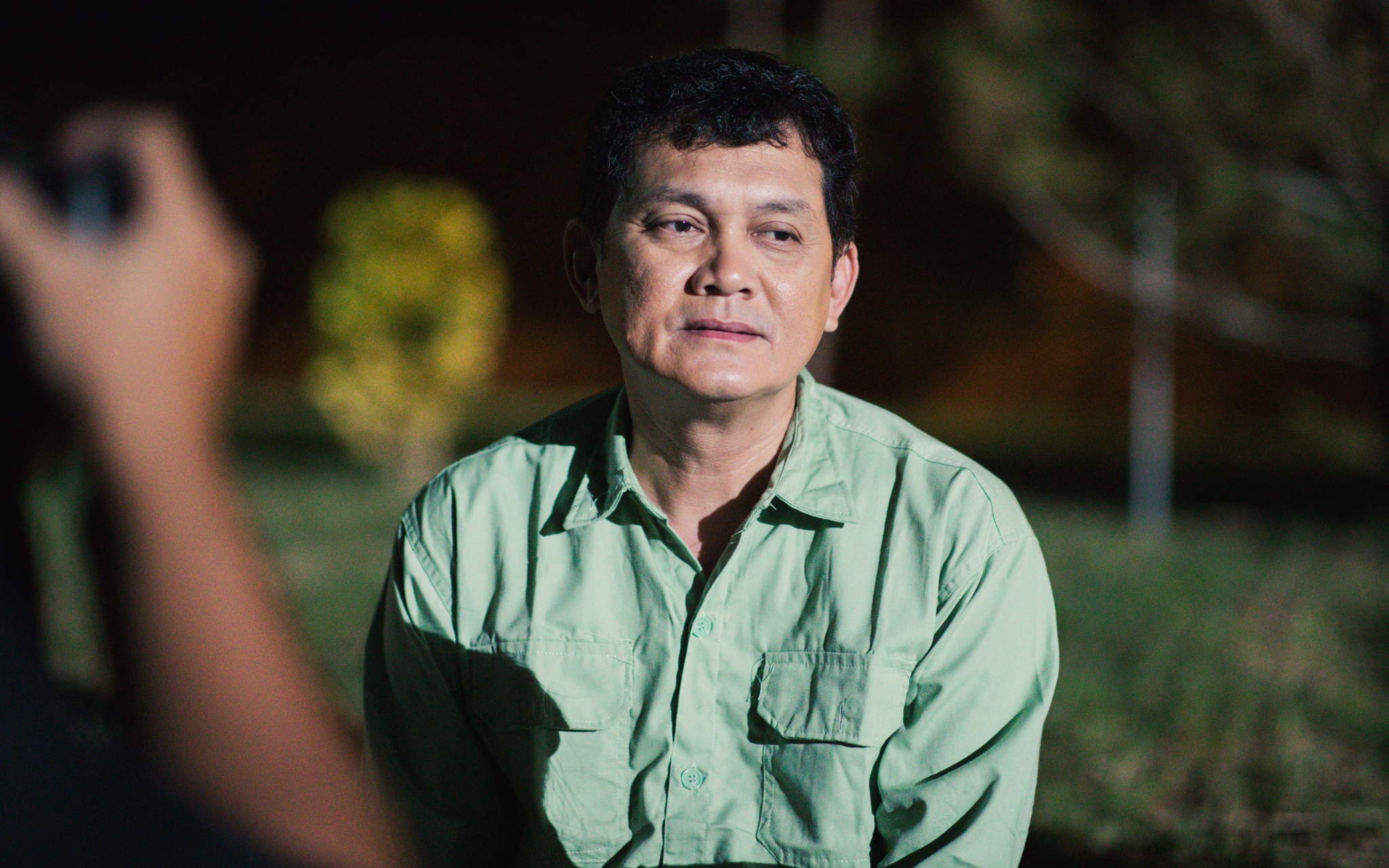 NSUT Huu Chau chia se ve cac dien vien tre trong 'Hau due mat troi' hinh anh