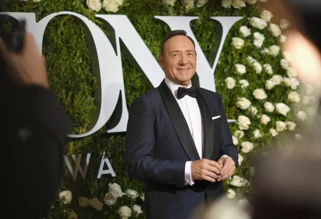 Kevin Spacey bị tố bạo hành tình dục ảnh 2 Kevin Spacey bi to bao hanh tinh duc anh 2