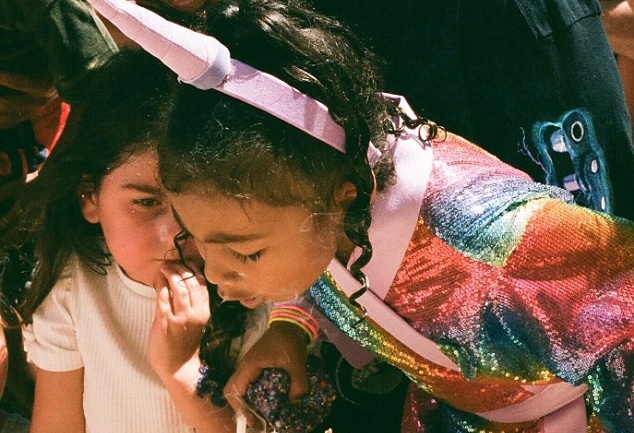 Tiec sinh nhat 5 tuoi xa hoa cua con gai Kim Kadarshian - Kanye West hinh anh