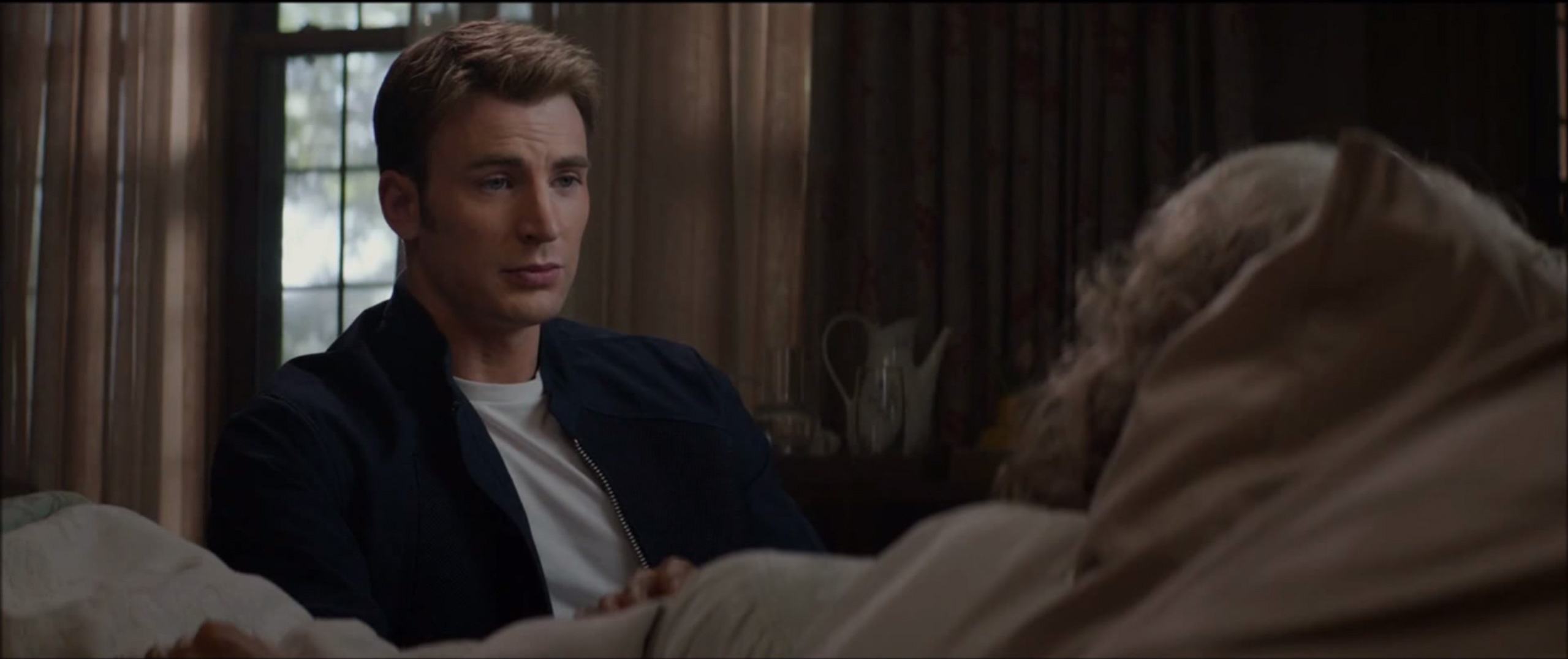 khoanh khac dang nho cua Captain America anh 4