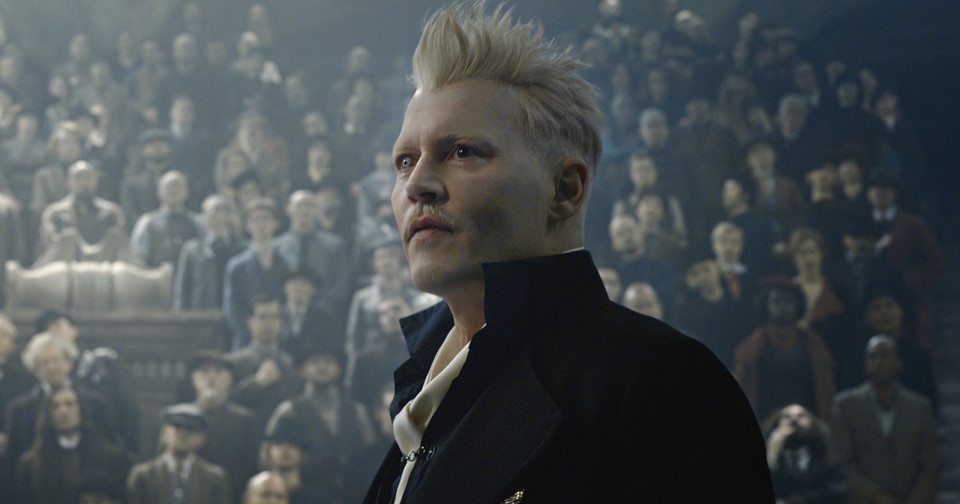 Bat chap chi trich, Johnny Depp van tham gia phan 3 'Fantastic Beasts' hinh anh