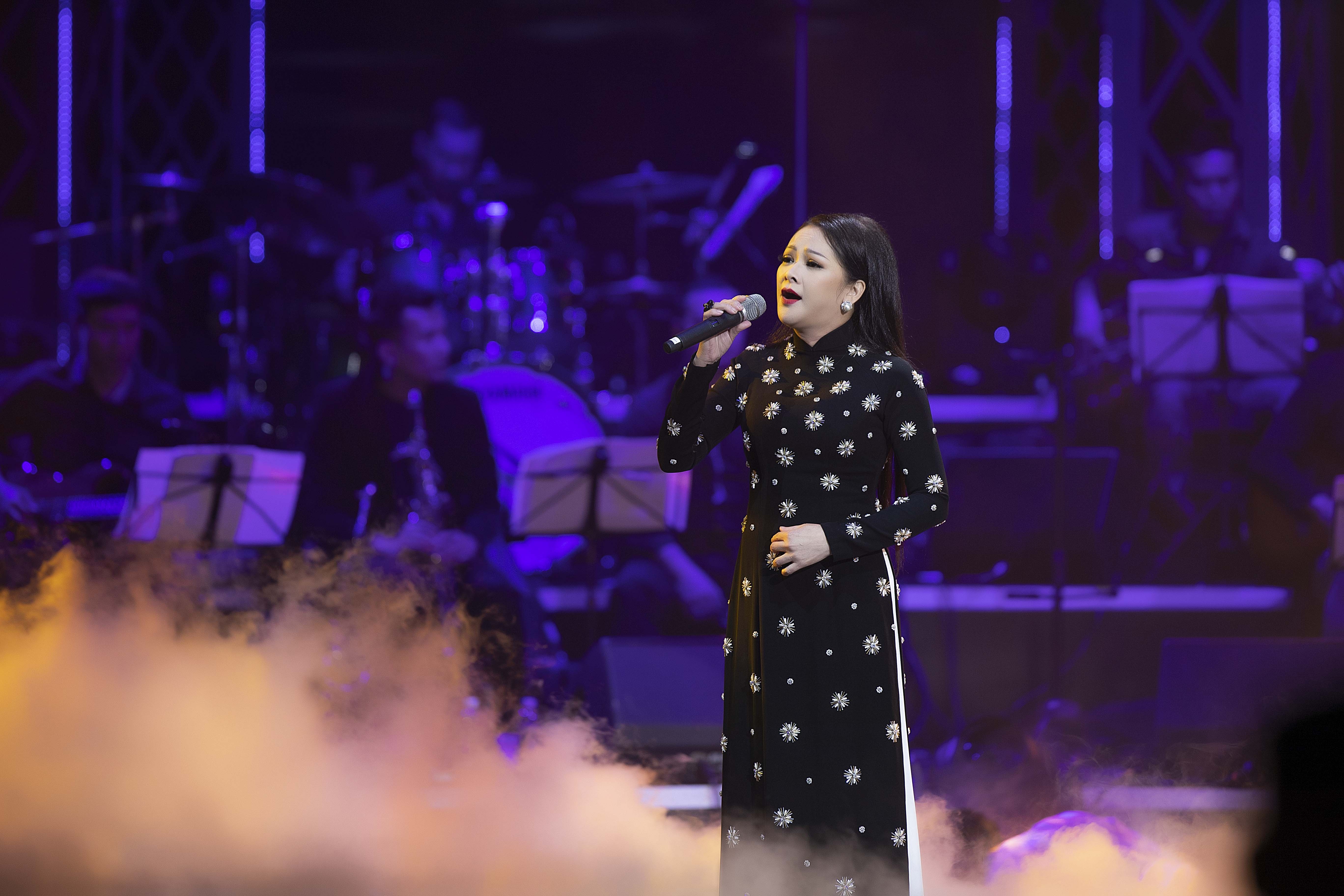 Nhu Quynh song ca Manh Quynh anh 5