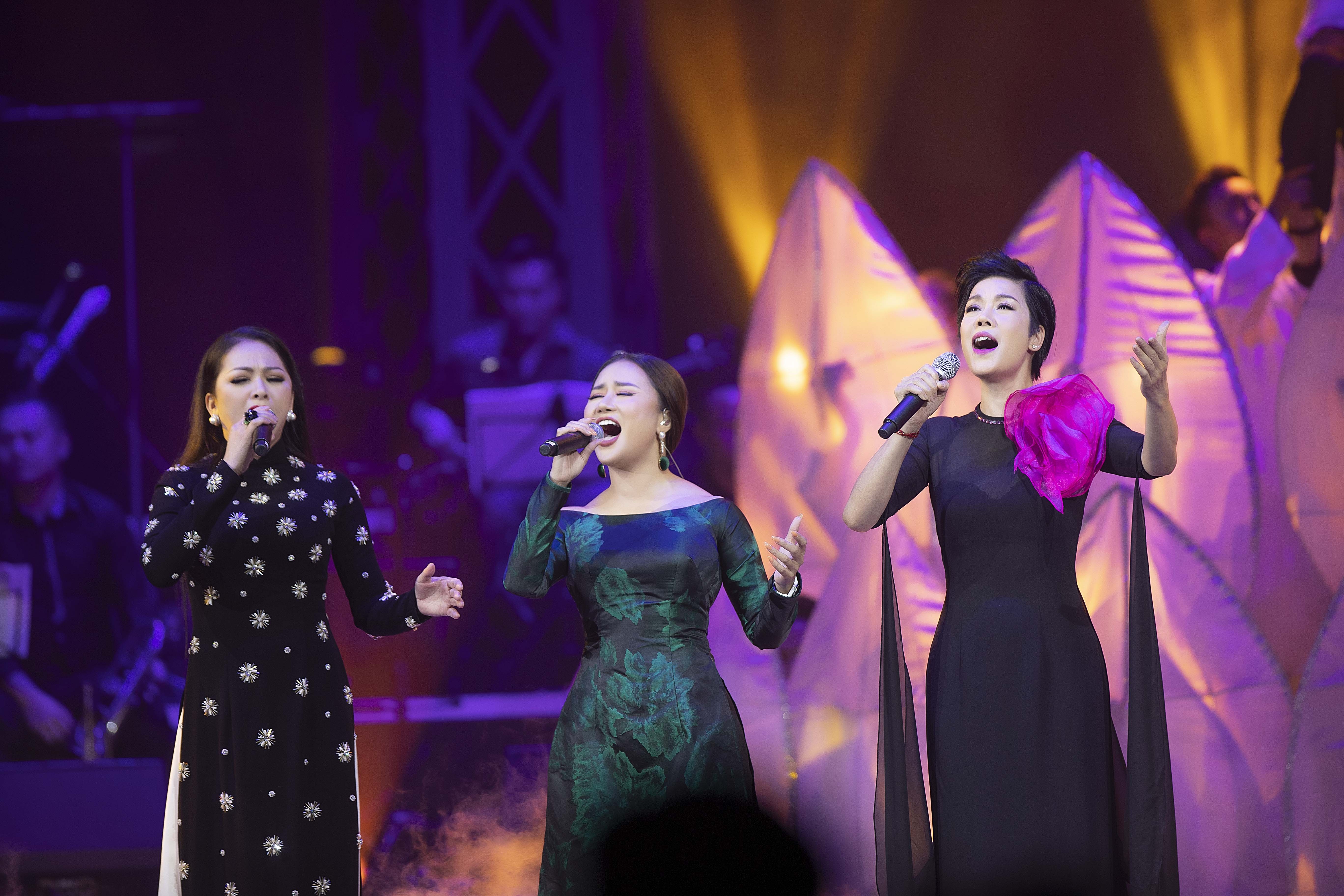 Nhu Quynh song ca Manh Quynh anh 1