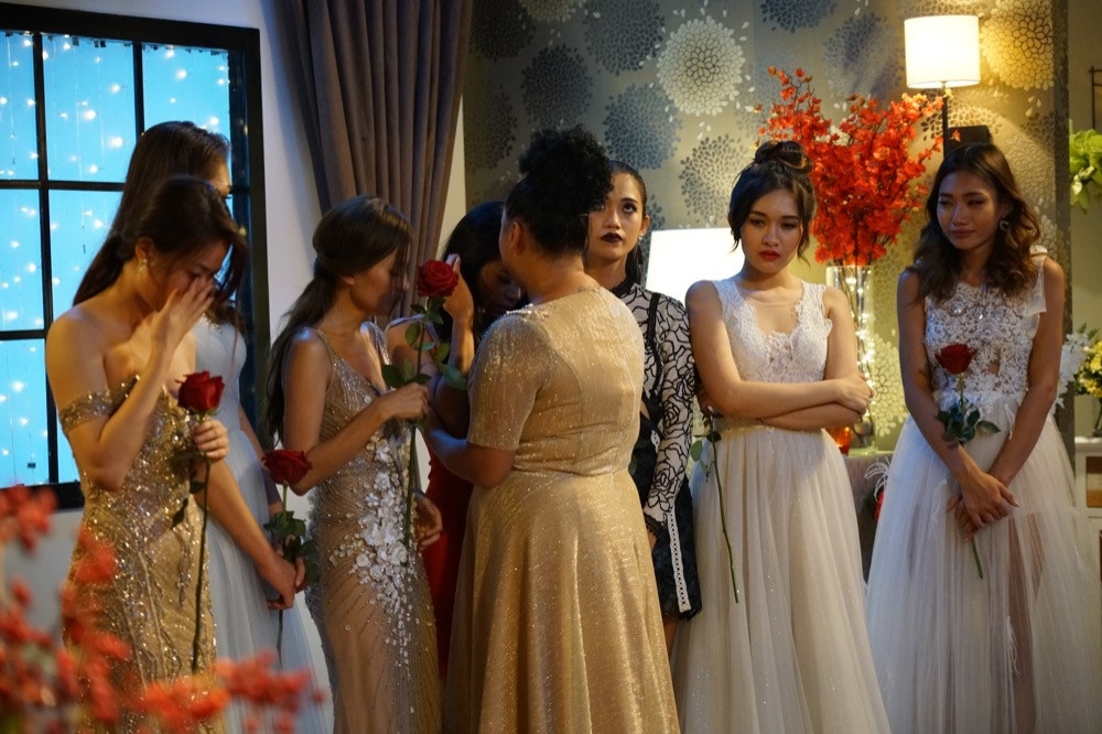 The Bachelor thieu suc hut anh 3